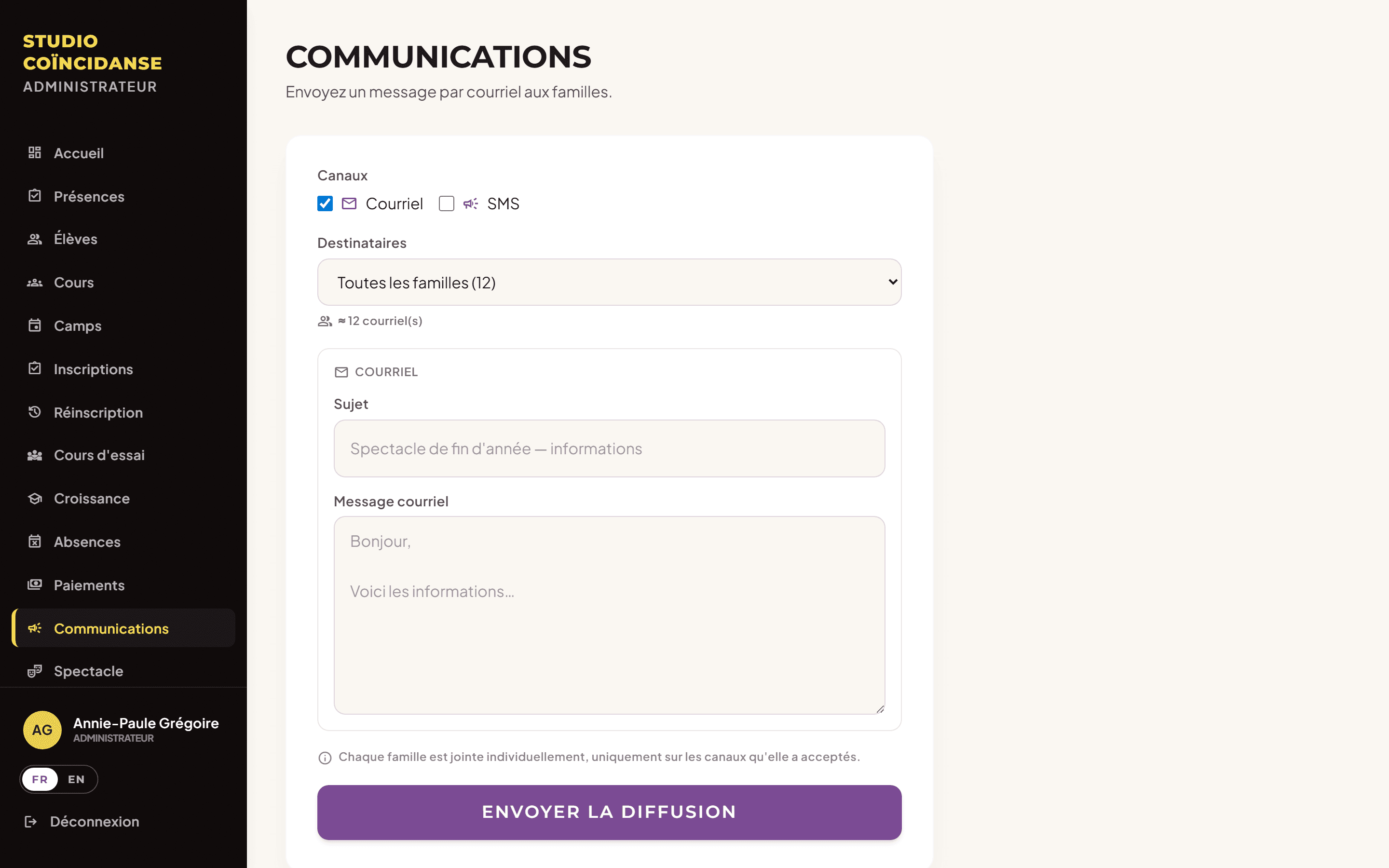 Communications : envoi d'une diffusion par courriel et SMS avec choix des destinataires.